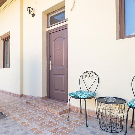 Old City Apartment Oradea Εξωτερικό φωτογραφία
